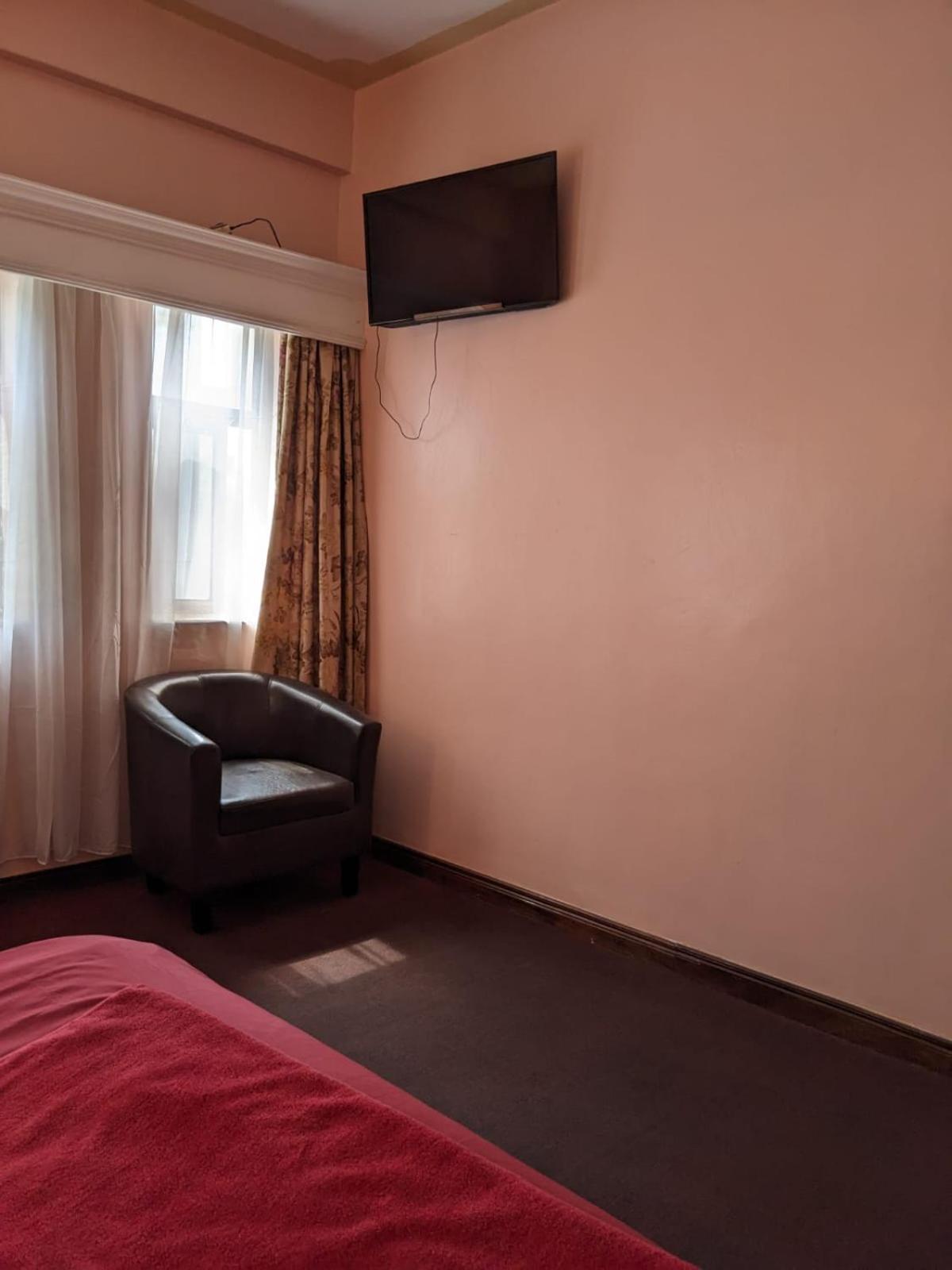 Metro Hotel Nairobi Ngoại thất bức ảnh
