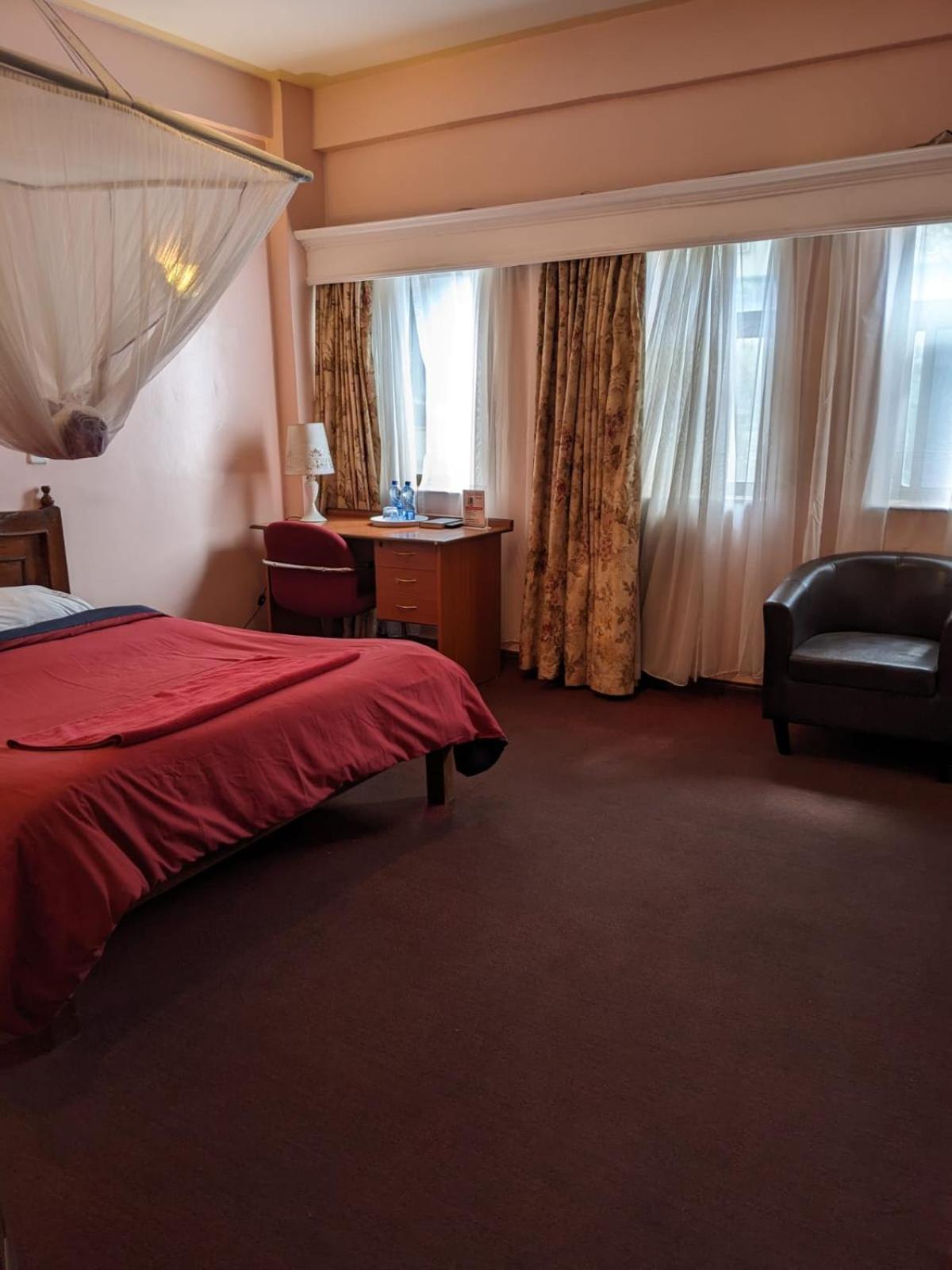 Metro Hotel Nairobi Ngoại thất bức ảnh